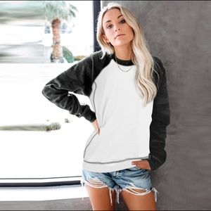 🌺 NWT! White Camo Sweatshirt